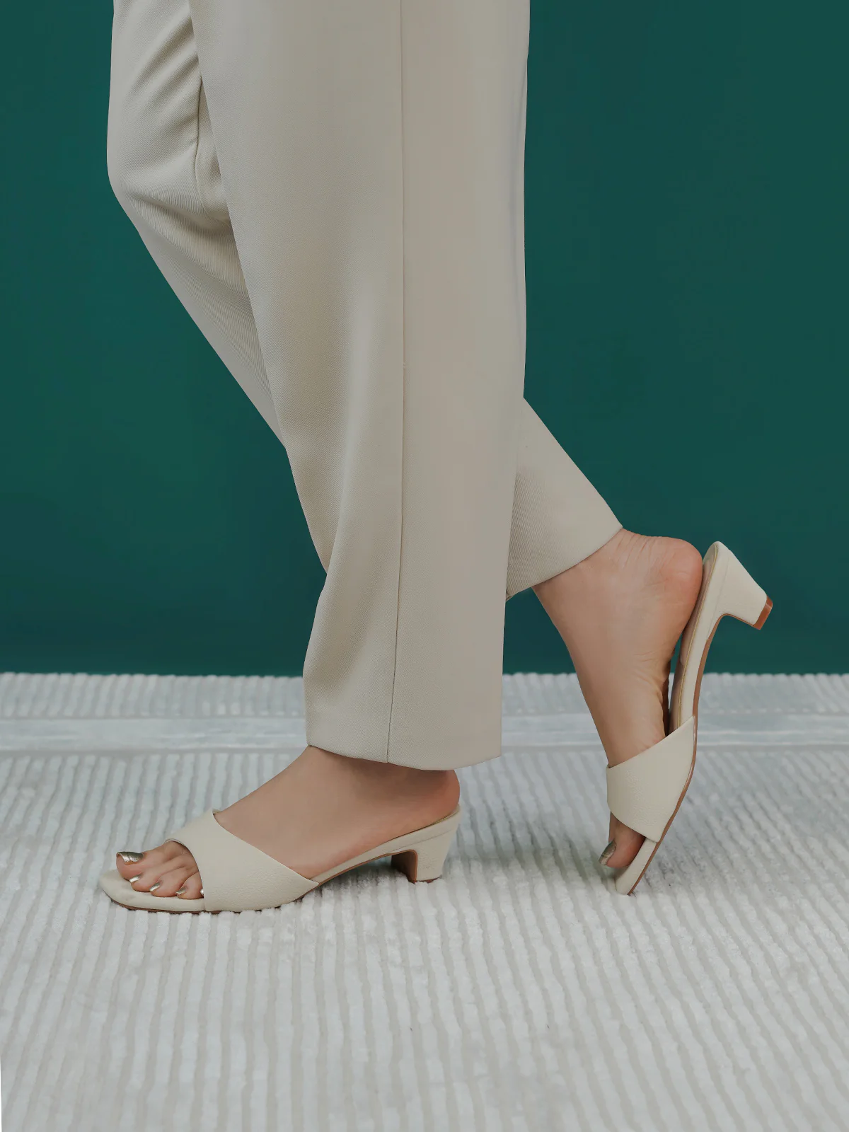 Women "JACIE" Elegant Block Heel Sandals - Image 10