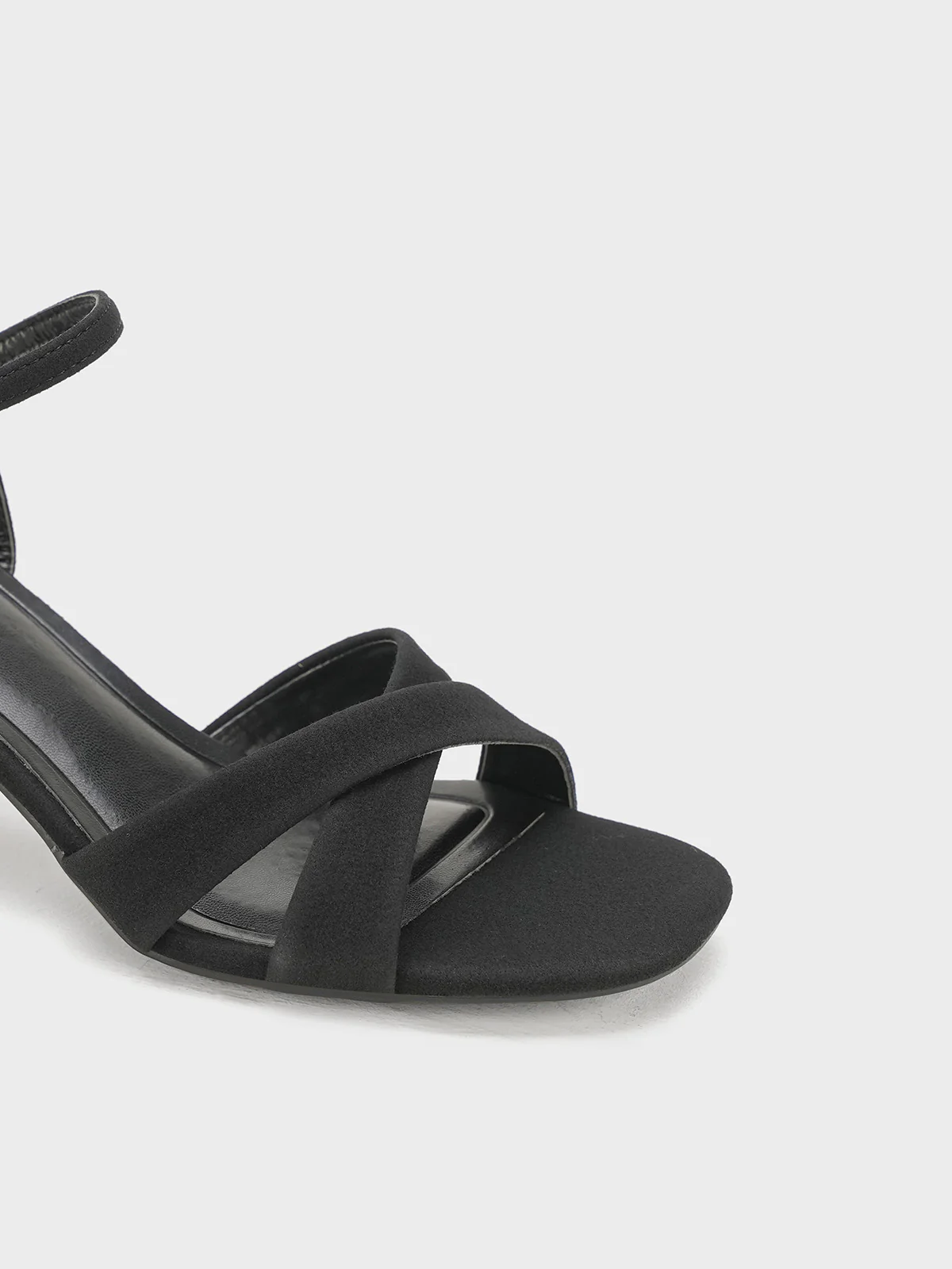 Women "JEFFREY" Block Heel Buckle Sandals - Image 7