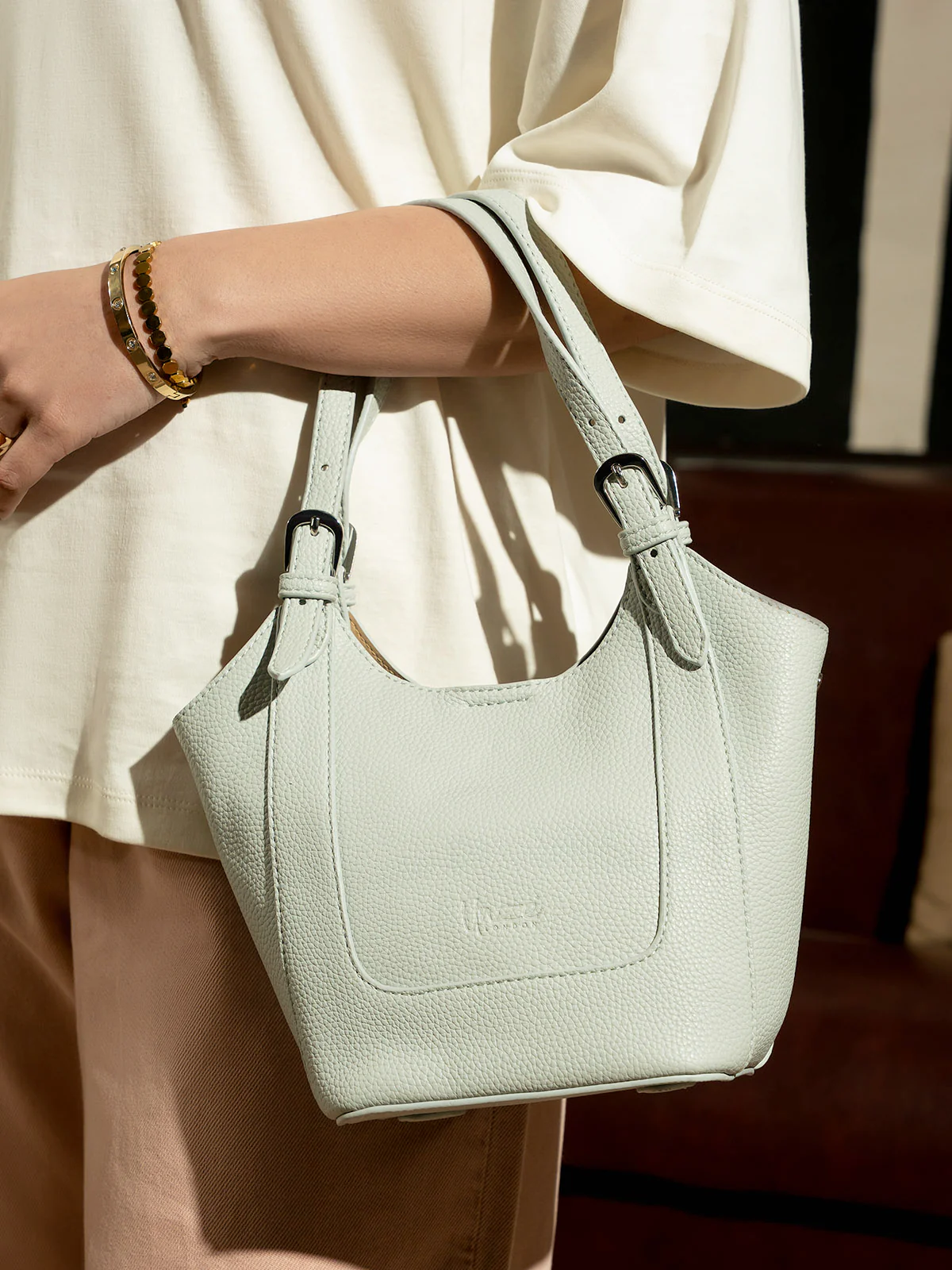 Women "JOZIAH" Modern Shape Bucket Bag