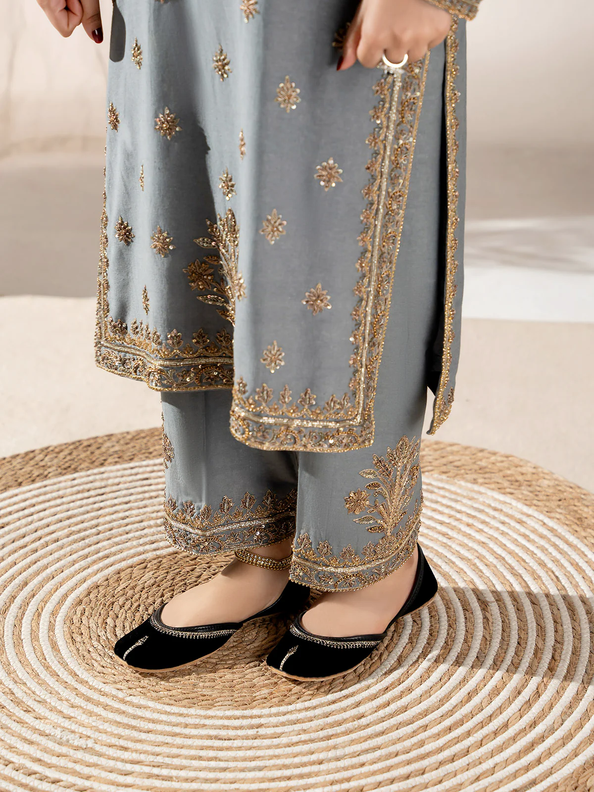 Women "LAURIE" Intricate Tila Wrok khussa - Image 9