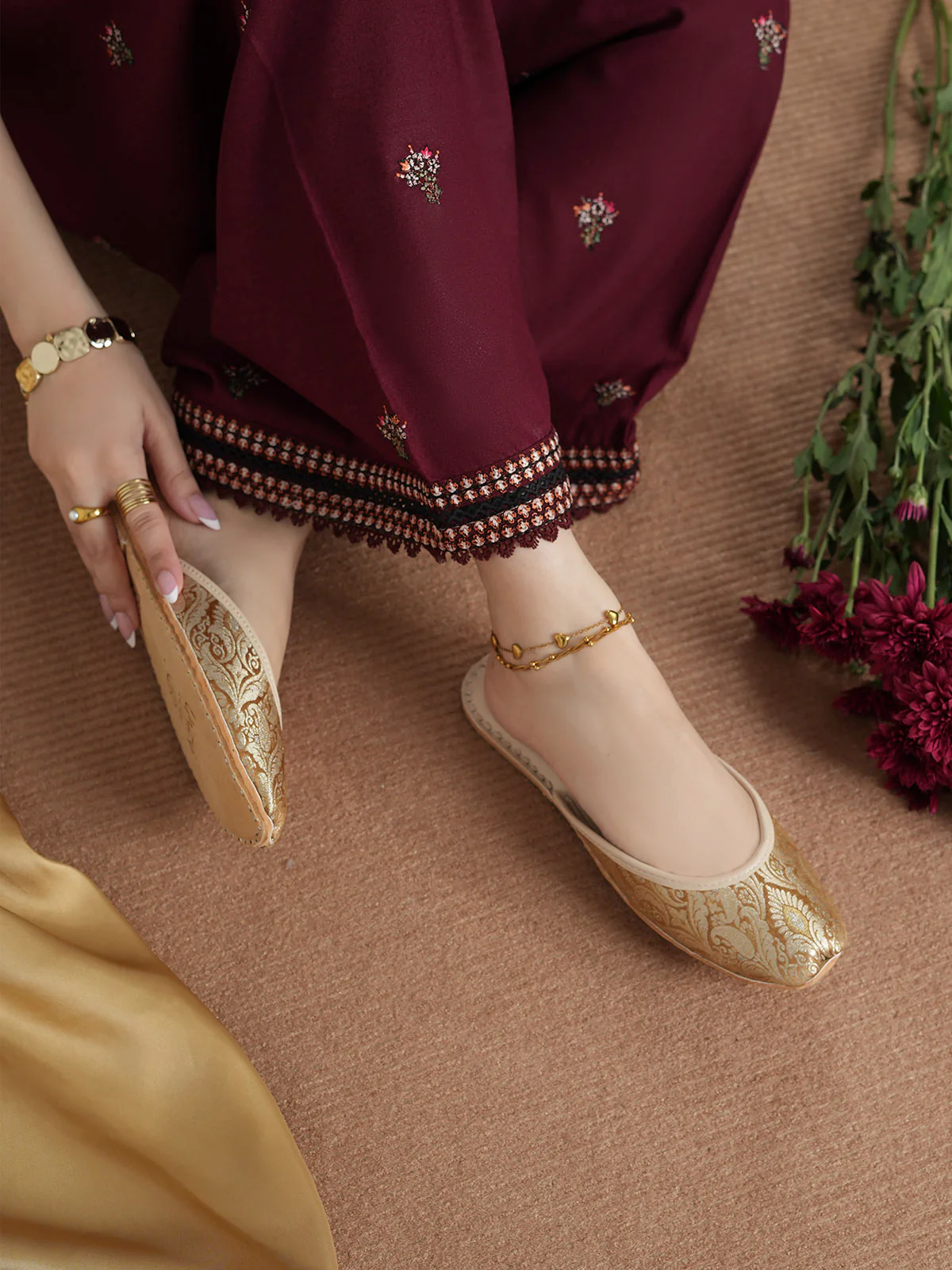 Women "SAJRAV" Comfort and Soft Khussa - Image 6