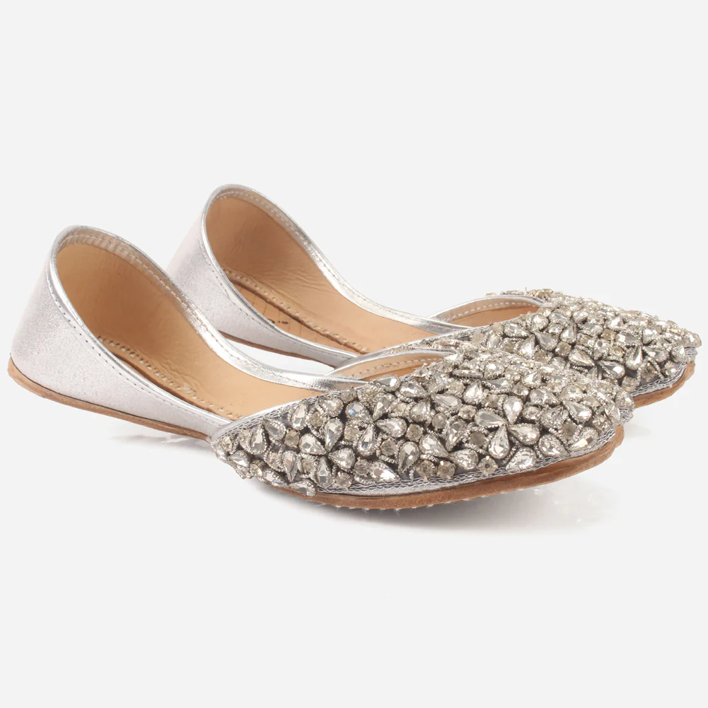 Women "NIKKO" Embellished Slip On Khussa - Image 2