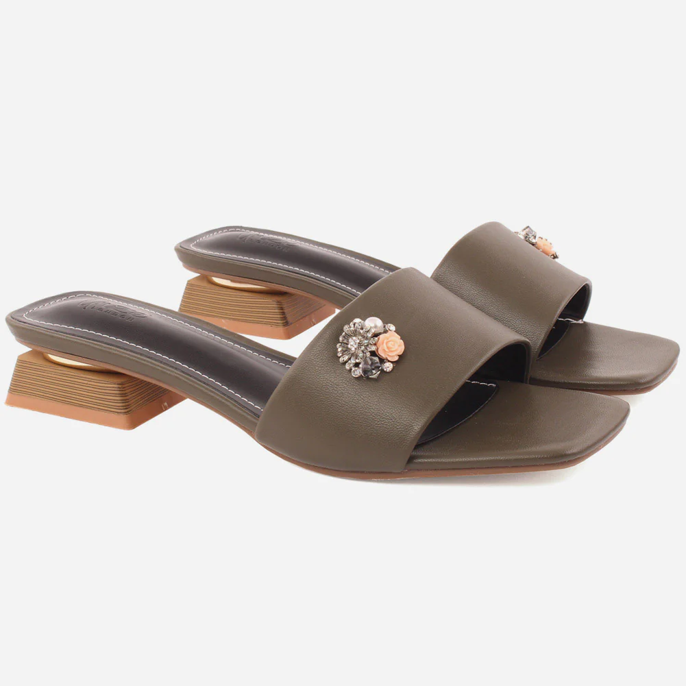 Women "Noomi" Everyday slip on Slippers - Image 2
