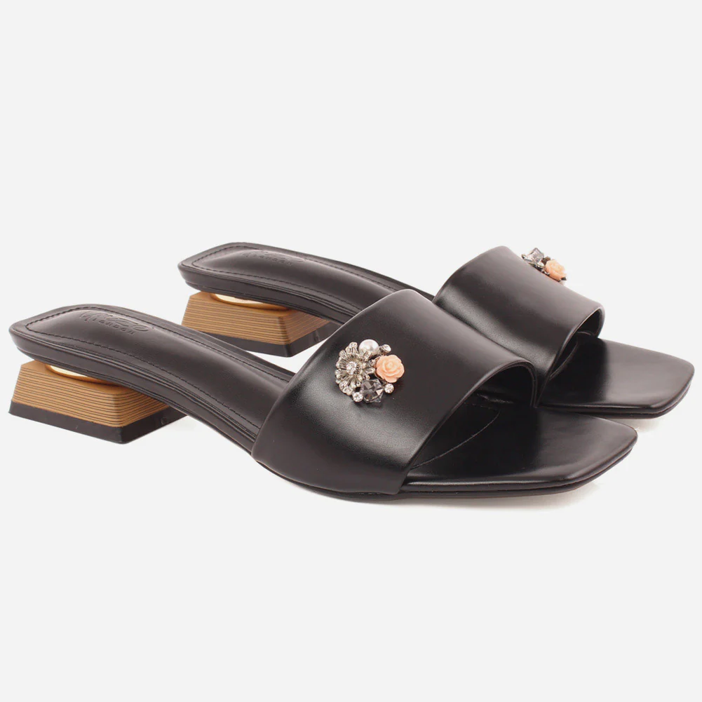 Women "Noomi" Everyday slip on Slippers - Image 2