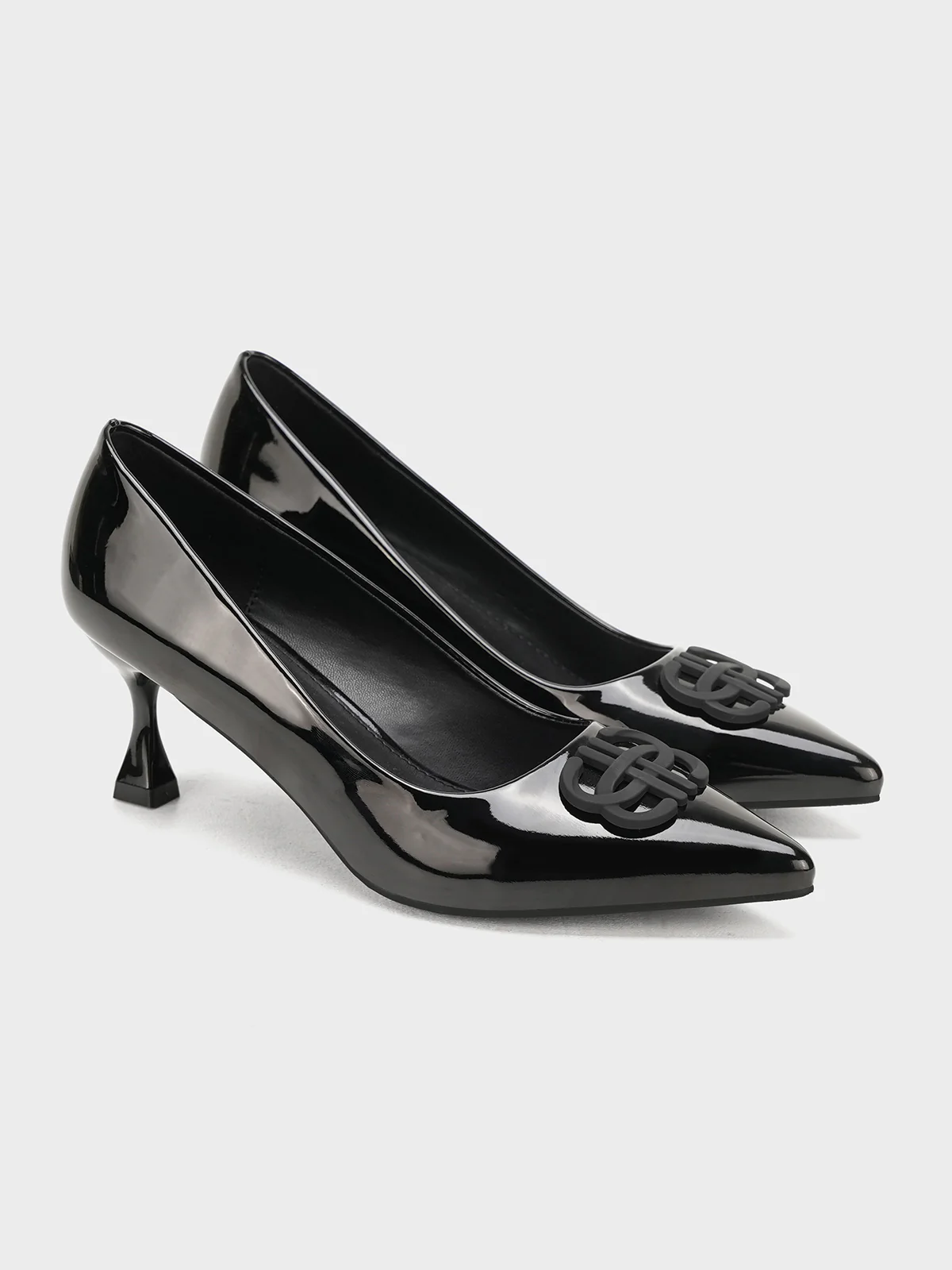 Women "ORAEFO" Graceful Court Shoes - Image 4