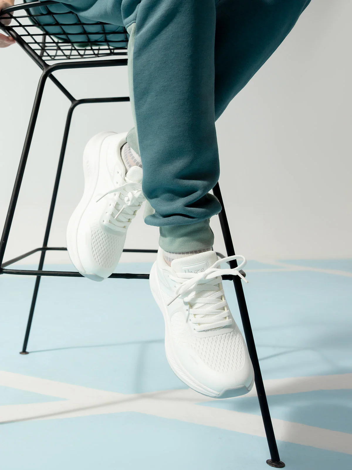 Women "PABLOF" Lightweight Trainers - Image 6