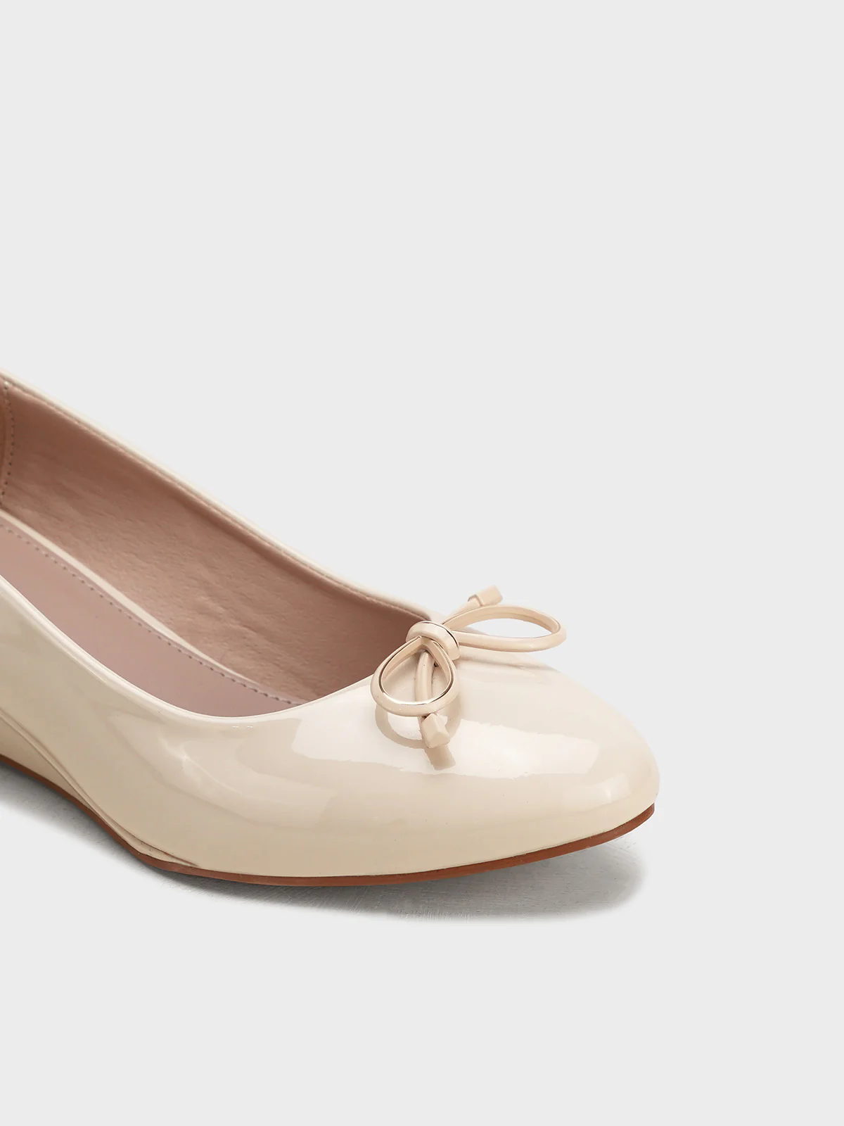 Women "PAISLEY" Classic Low Heel Courts - Image 5