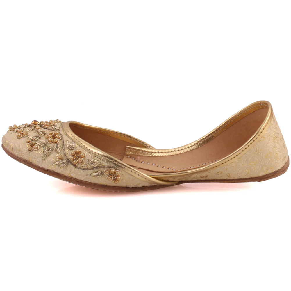 Women  “PAVLA” Traditional Rhinestone  Embellished Pearl Tila Khussa - Image 3