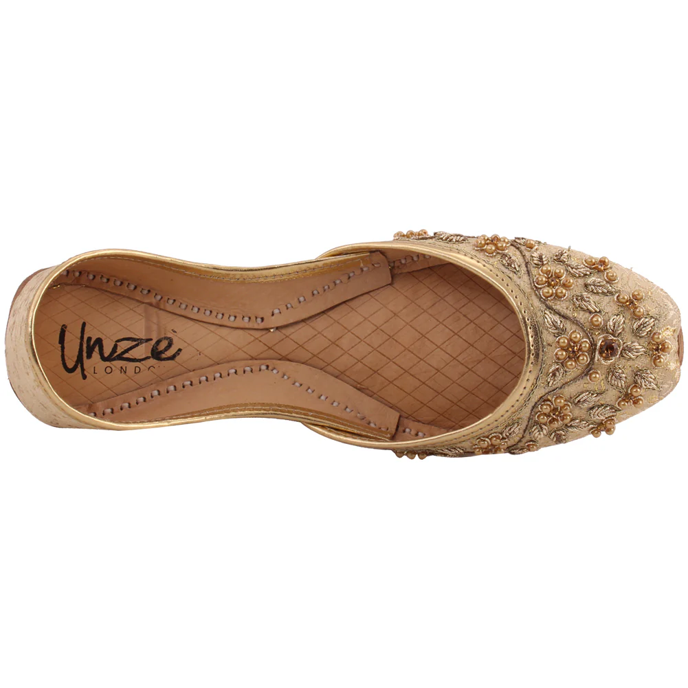 Women  “PAVLA” Traditional Rhinestone  Embellished Pearl Tila Khussa - Image 4