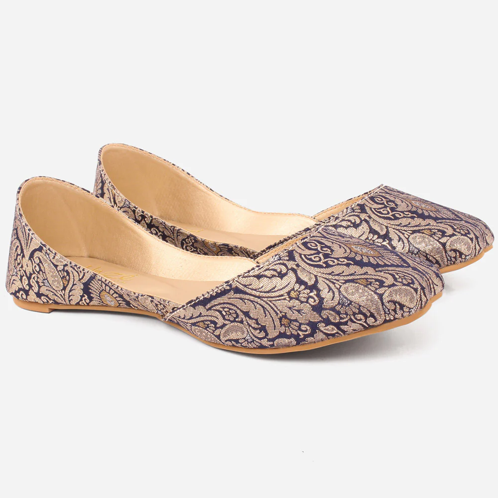 Women "POLINA" Slip On Punjabi Khussa - Image 2