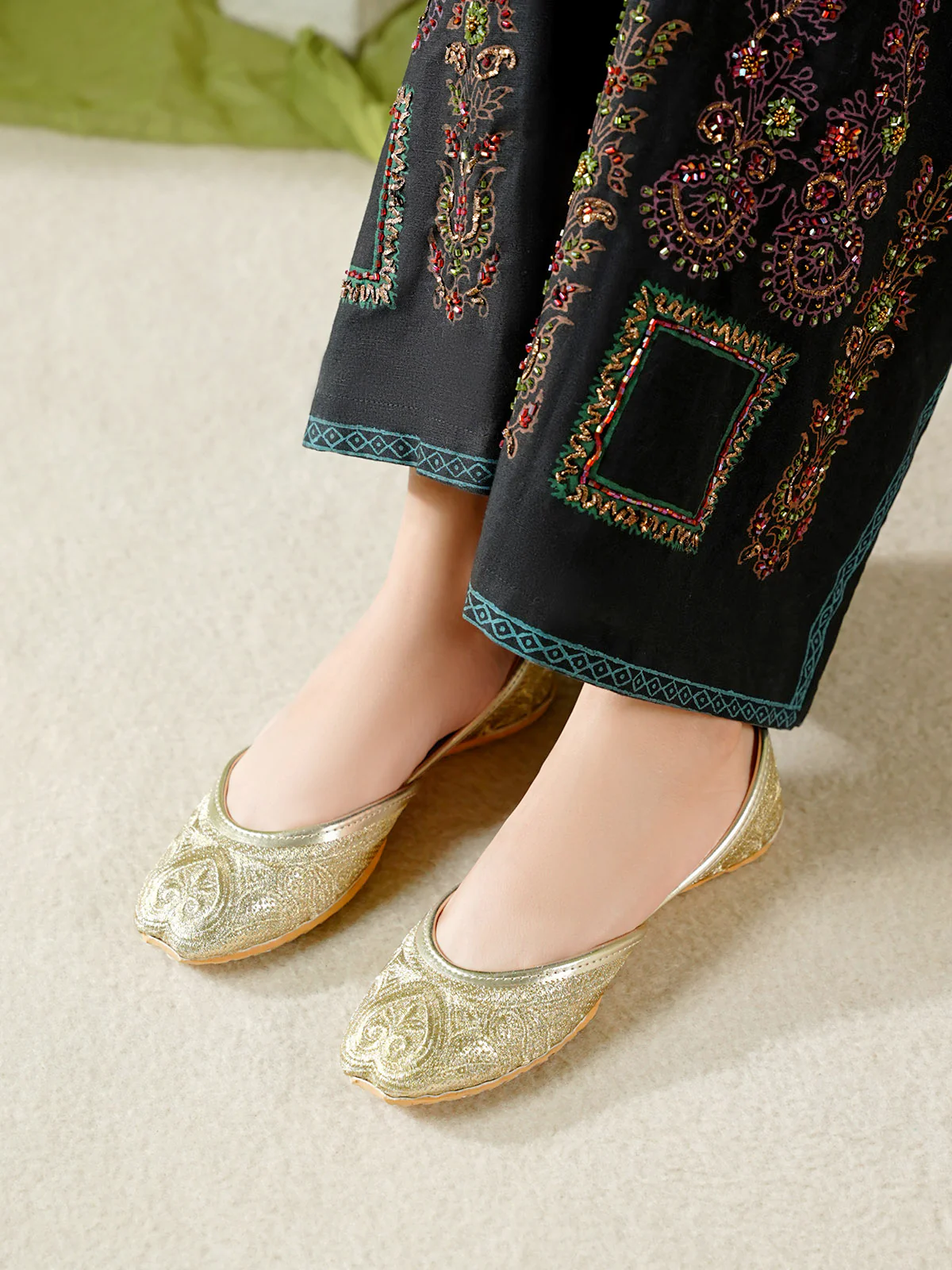 Women "PYRITE" Comfort Tilla Work Khussa