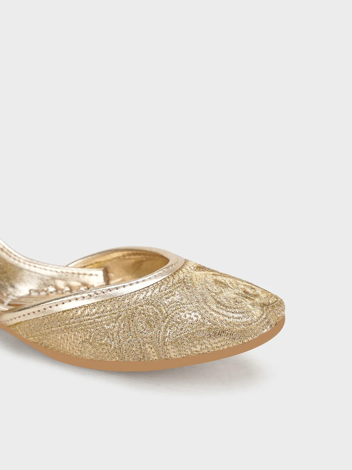 Women "PYRITE" Comfort Tilla Work Khussa - Image 4