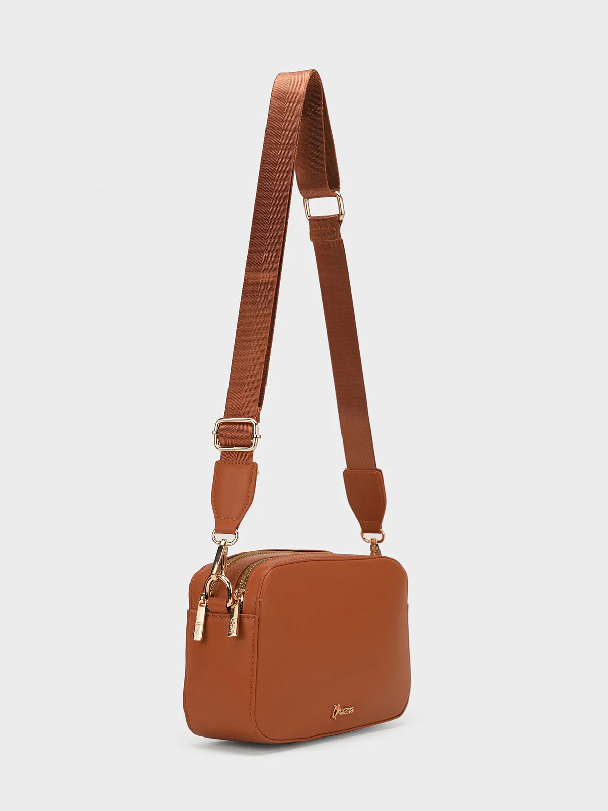 Women "QUINN" Modern Crossbody Bag - Image 4