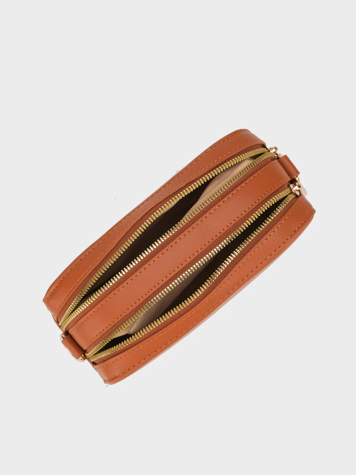 Women "QUINN" Modern Crossbody Bag - Image 8