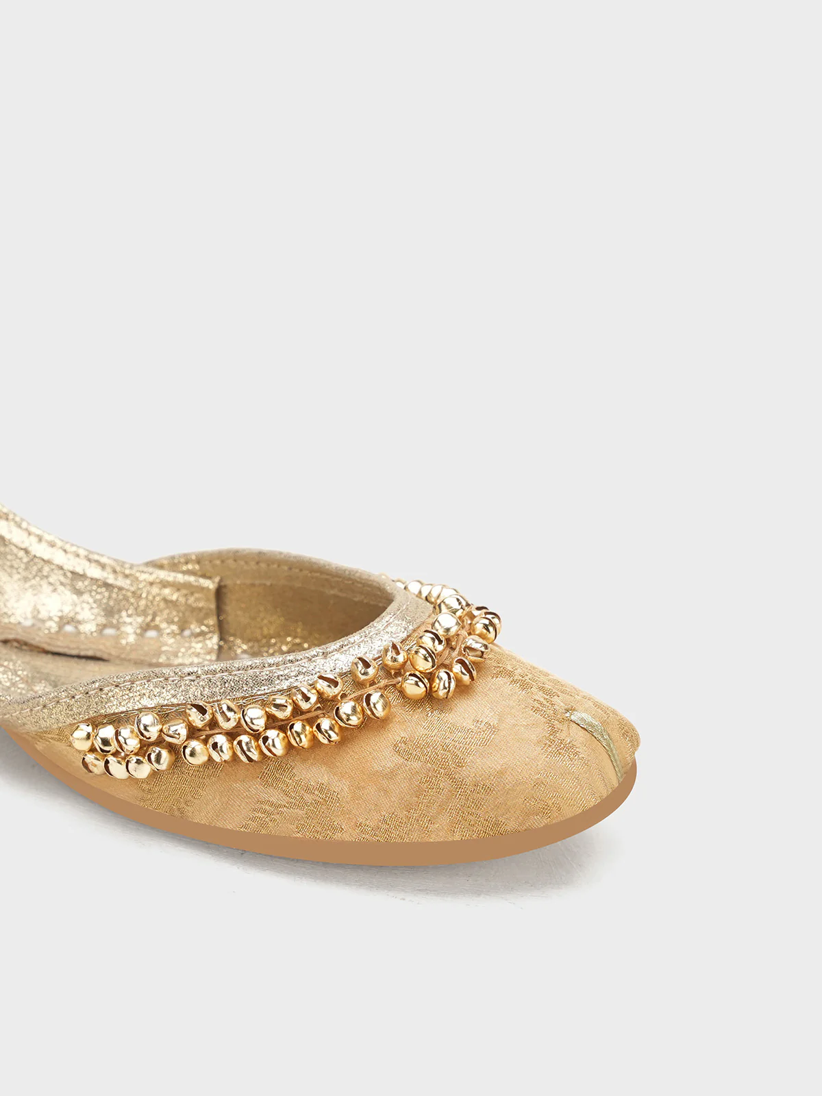 Women "RANDEL" Tilla and Pearl Work Khussa - Image 4