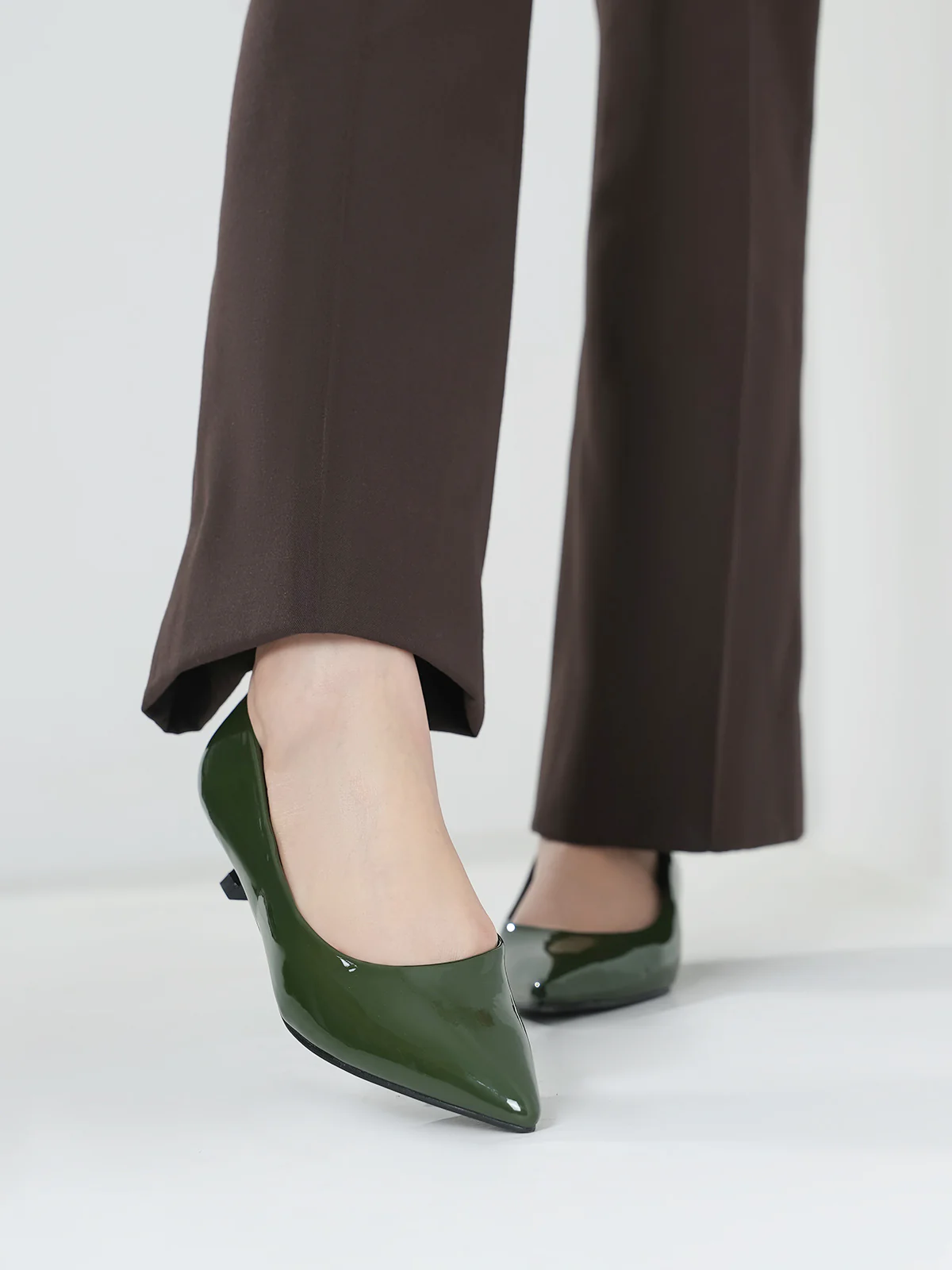Women "RENSKE" Casual Pointed Toe Court Shoes - Image 3