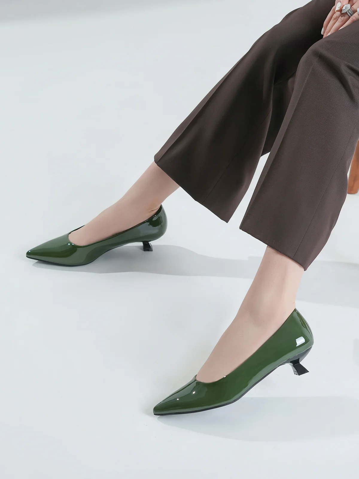 Women "RENSKE" Casual Pointed Toe Court Shoes - Image 6