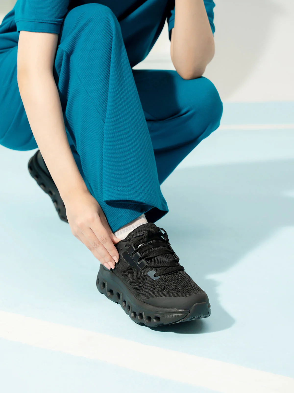 Women "RIANA" Lace Up Design Trainers - Image 3