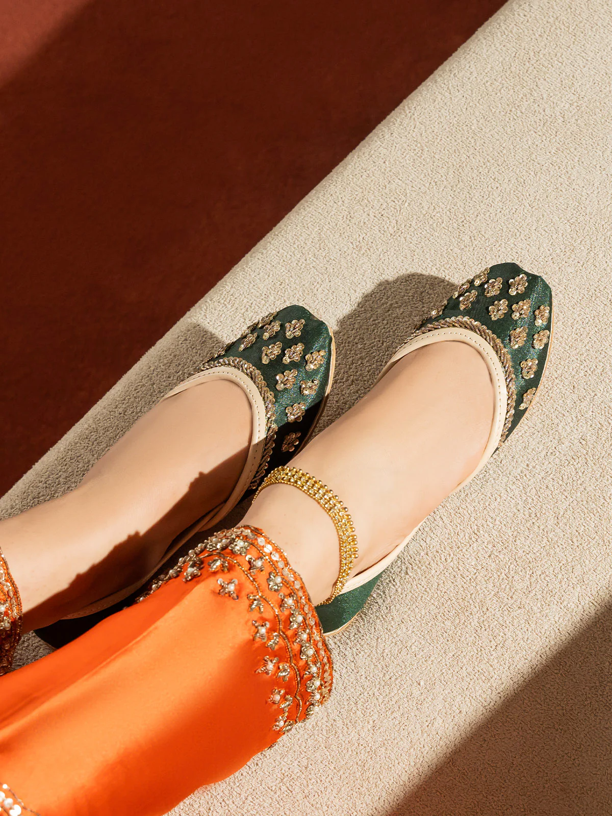 Women "SHAHI" Sole Lightweight Khussa