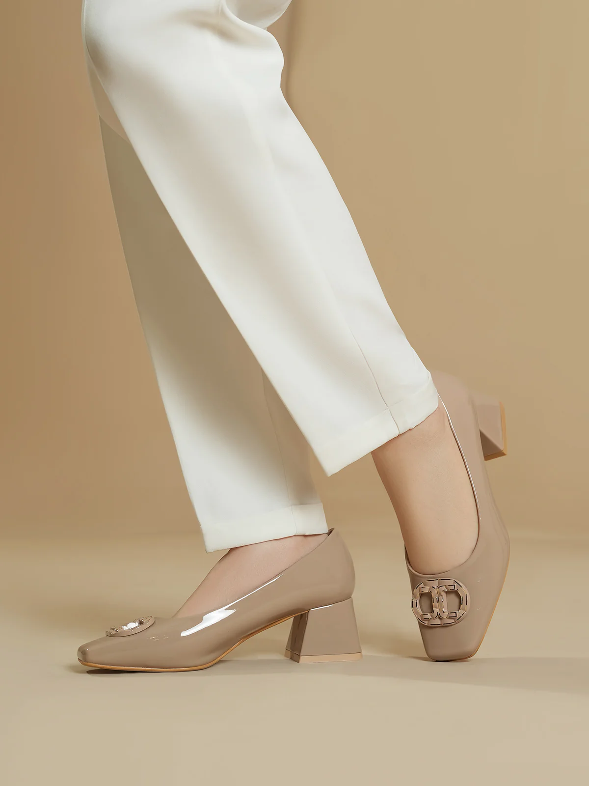 Women "SIPHO" Casual Stylish Court Shoes - Image 10