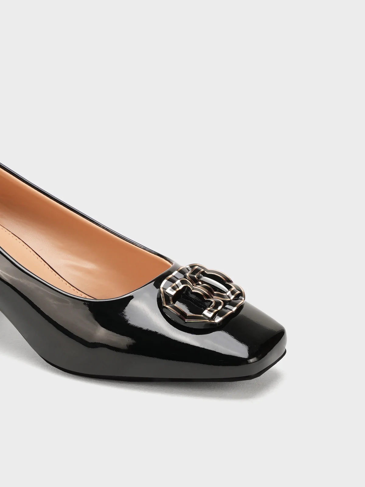 Women "SIPHO" Casual Stylish Court Shoes - Image 4