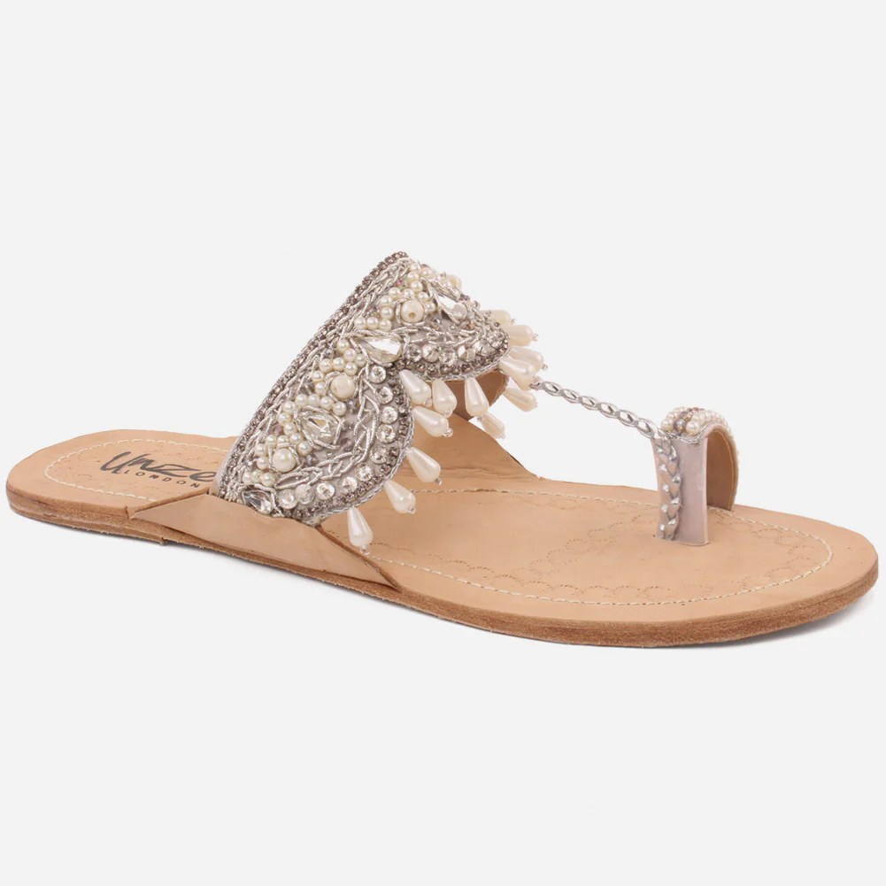 Women "TADAO" Traditional Kolhapuri Slippers