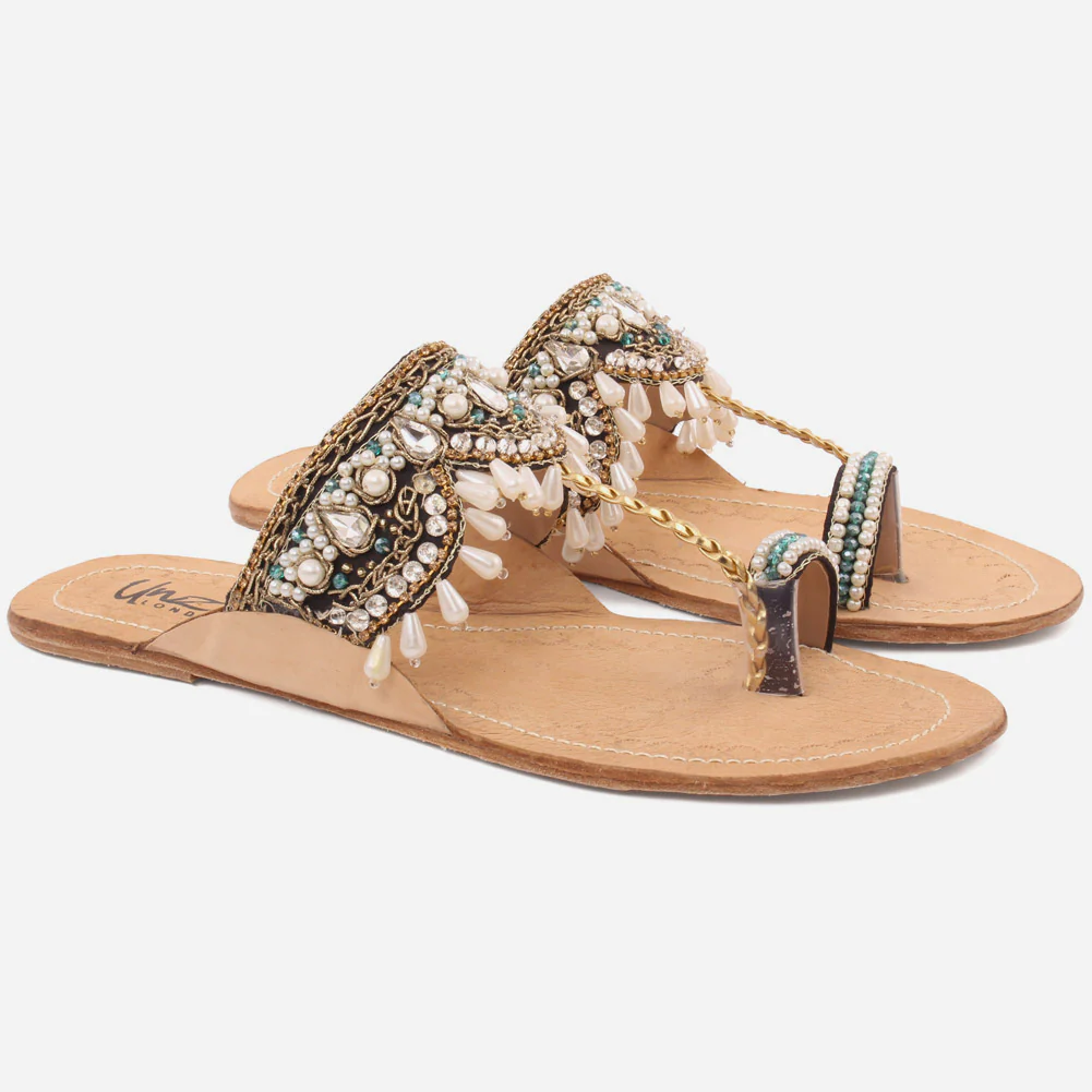 Women "TADAO" Traditional Kolhapuri Slippers - Image 2
