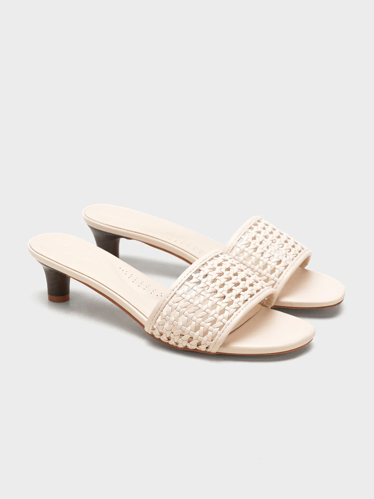 Women "TRACE" Casual Low Heel Sandals - Image 2