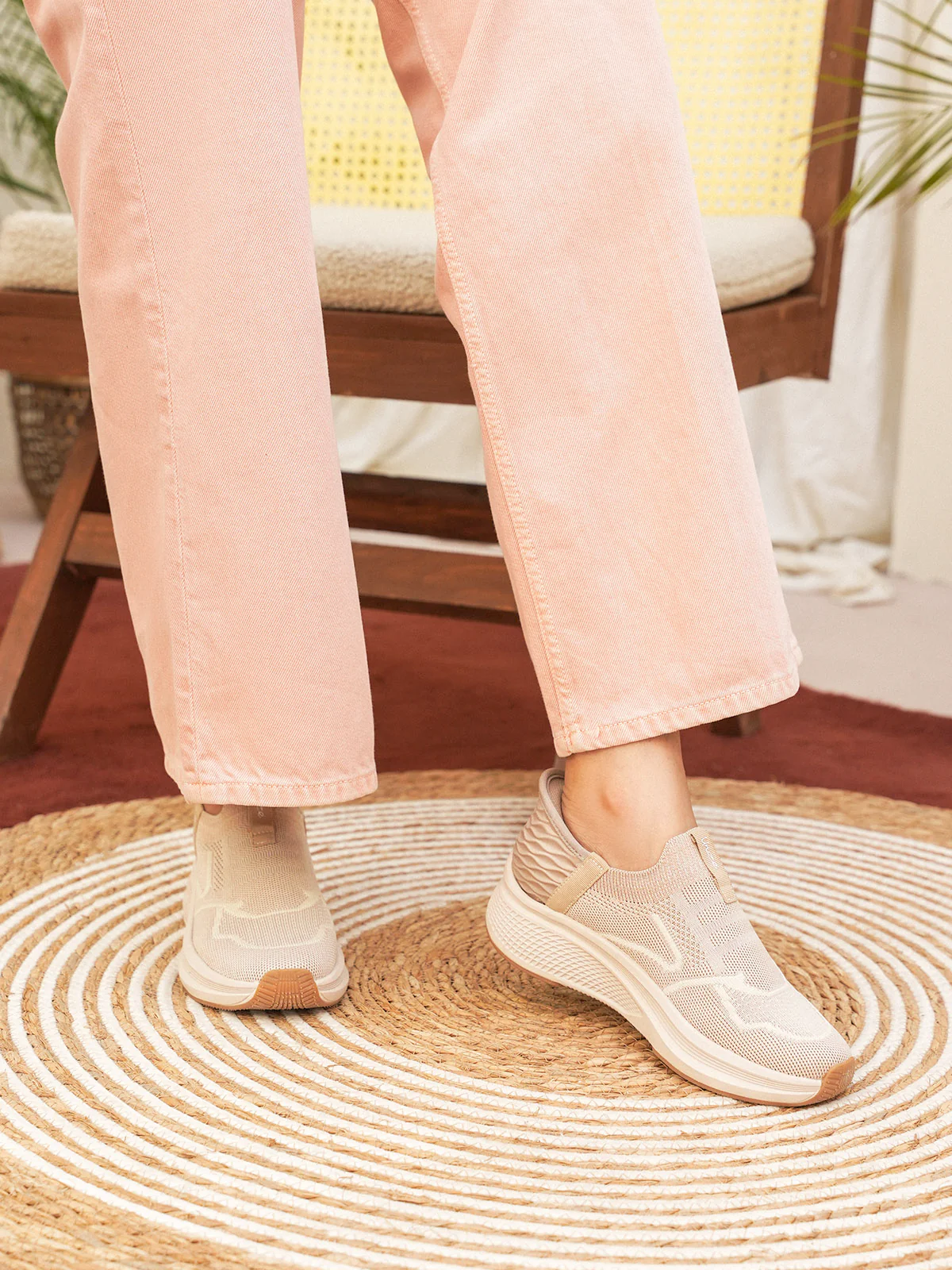 Women "UNATHI" Breathable Comfort Trainers - Image 10