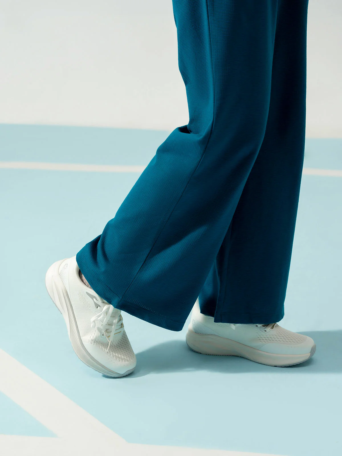 Women "VALERI" Easy to Wear Trainers - Image 3