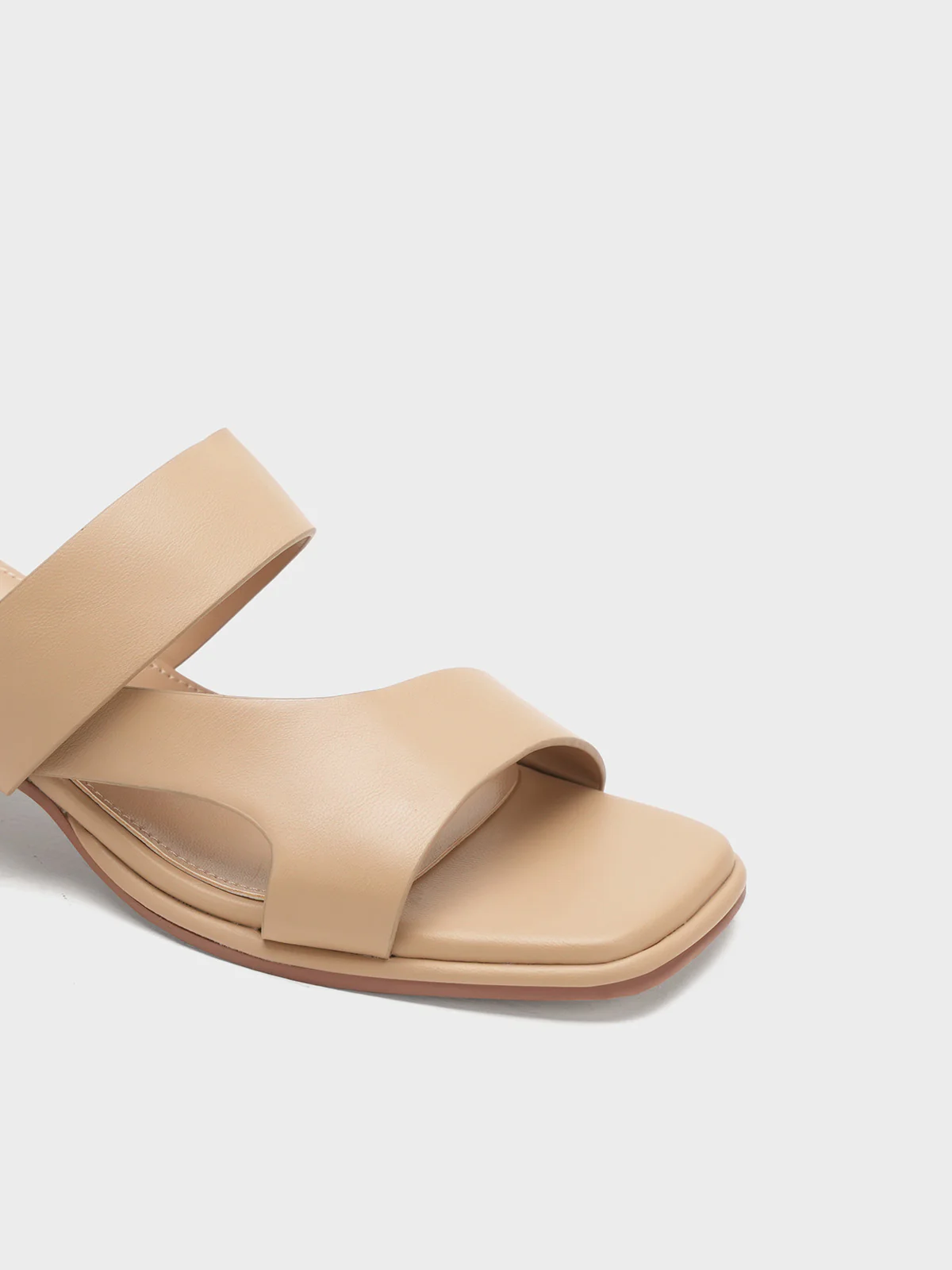 Women "VNTINA" Slip On Block Heel Sandals - Image 7