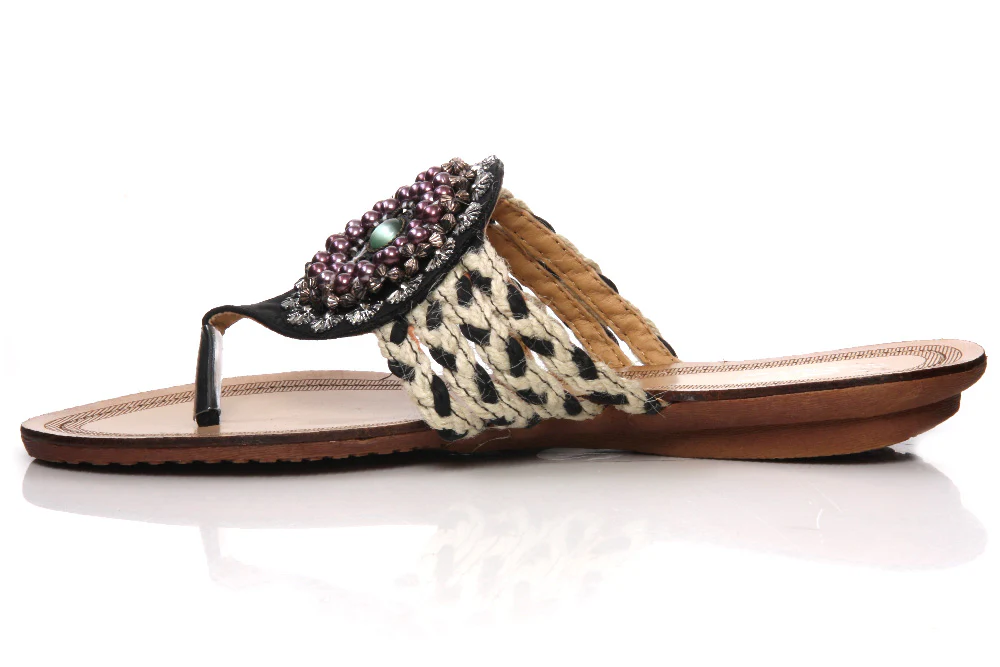 Womens Casual 'Hattie' Flat Thong Slipper - Image 2
