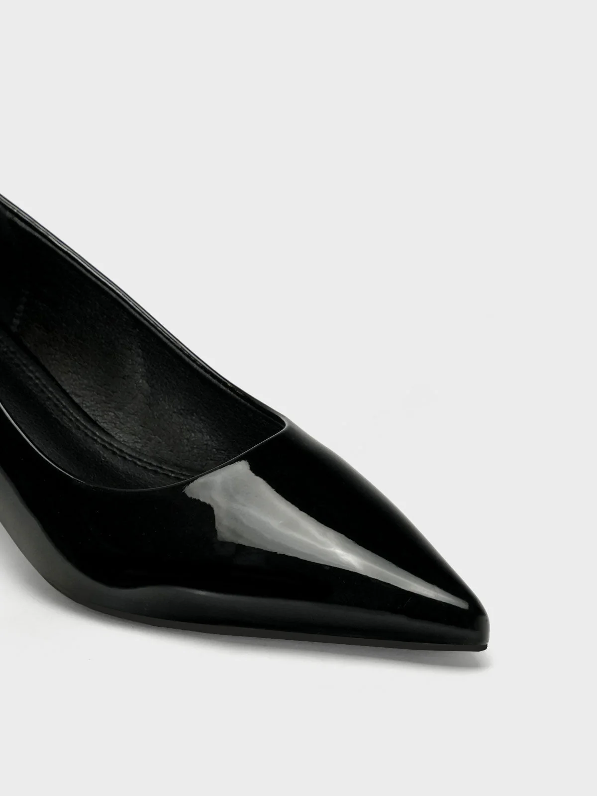 Womens "DIABLO" Pointy Toe Courts - Image 4