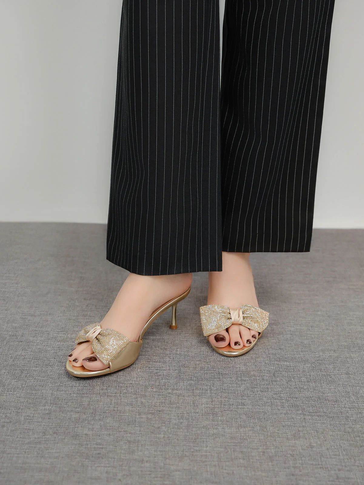 Womens "EUODIA" Shimmery Decorated Sandals