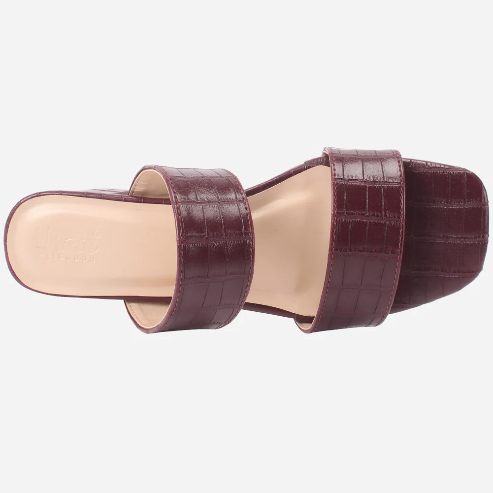 Women's "GEFA" Textured Strappy Slide-In Shoes - Image 4