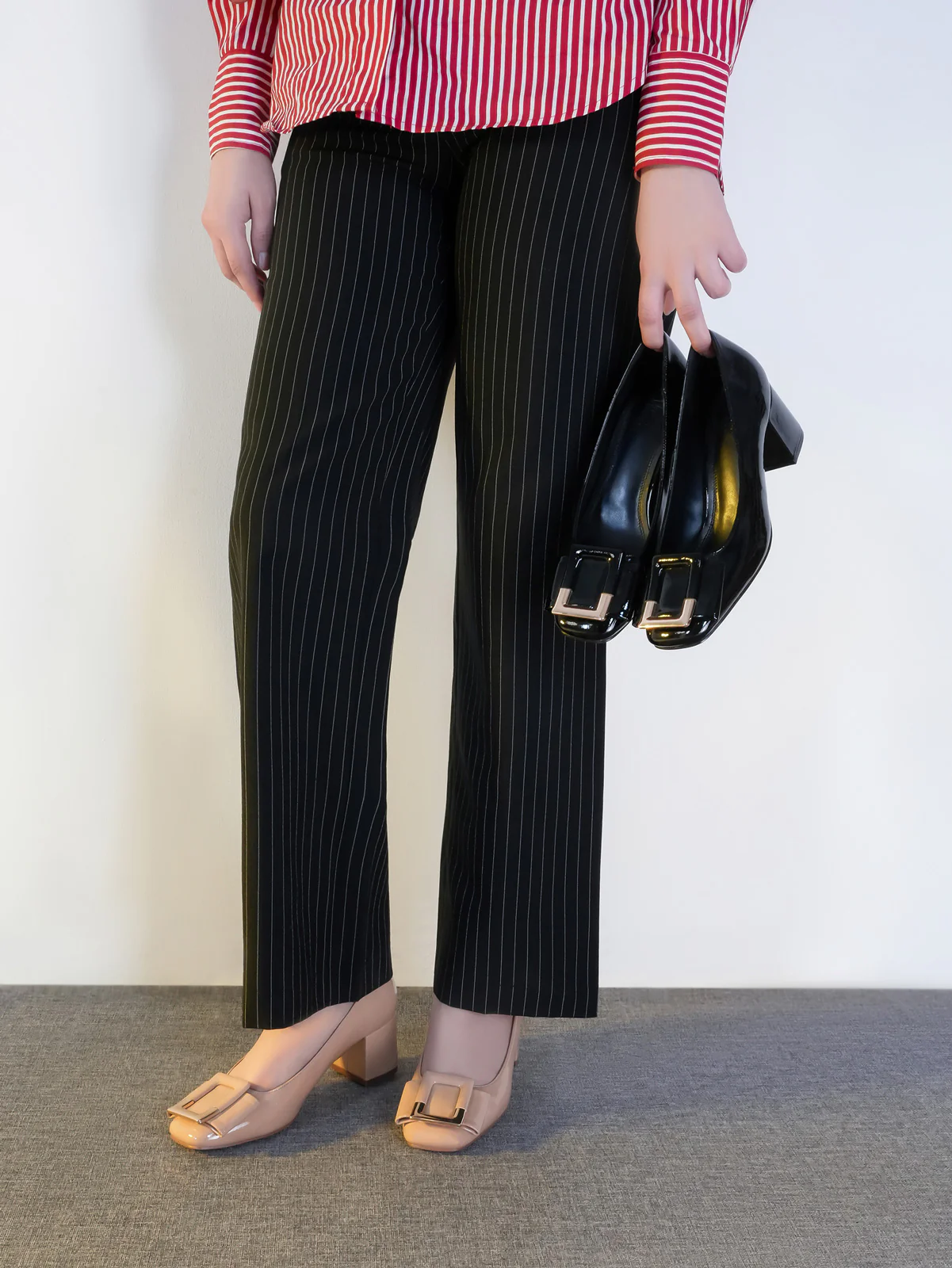 Womens "KAIRO" Chunky Heel Pointy Toe Courts - Image 6