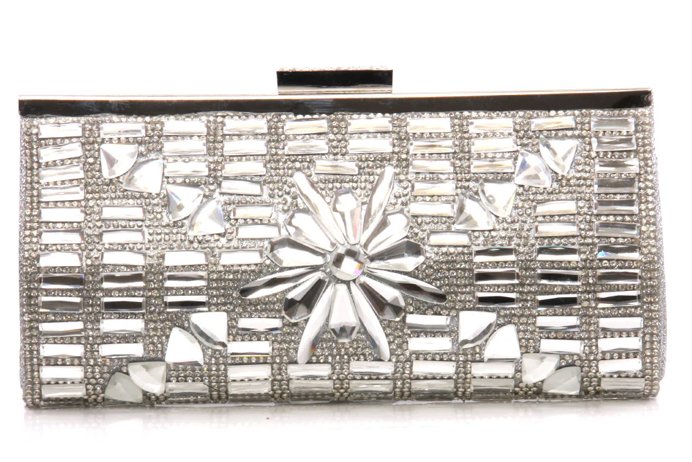 Womens 'Kari' Tradional Clutch Bag - Image 3