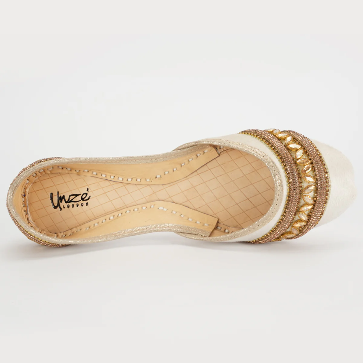 Women's "KEISIA" Embroidered Khussa - Image 4