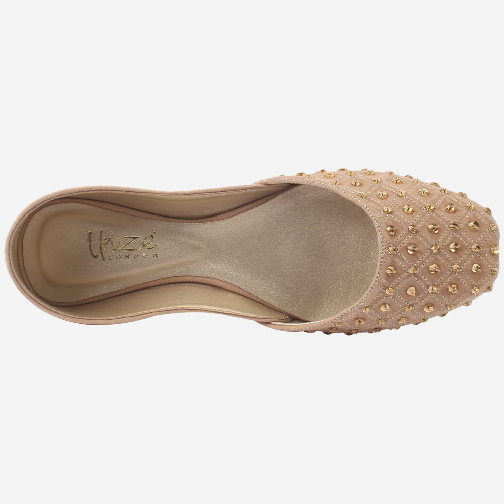 Women's "LOWERA" Embellished Leather Indian Khussa - Image 4