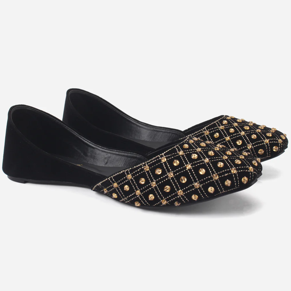 Women's "LOWERA" Embellished Leather Indian Khussa - Image 2
