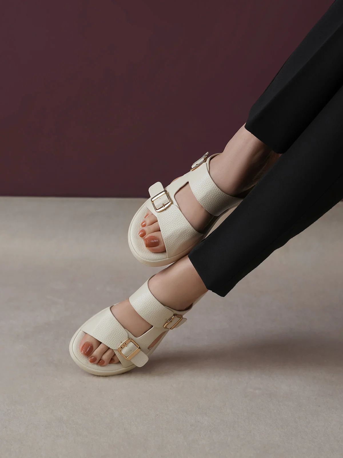 Womens "NILLDA" Trendy Buckle Slippers - Image 6