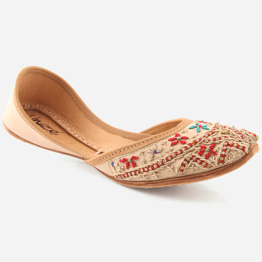 Womens "SAIMI" Threadwork Adorned Indian Khussa