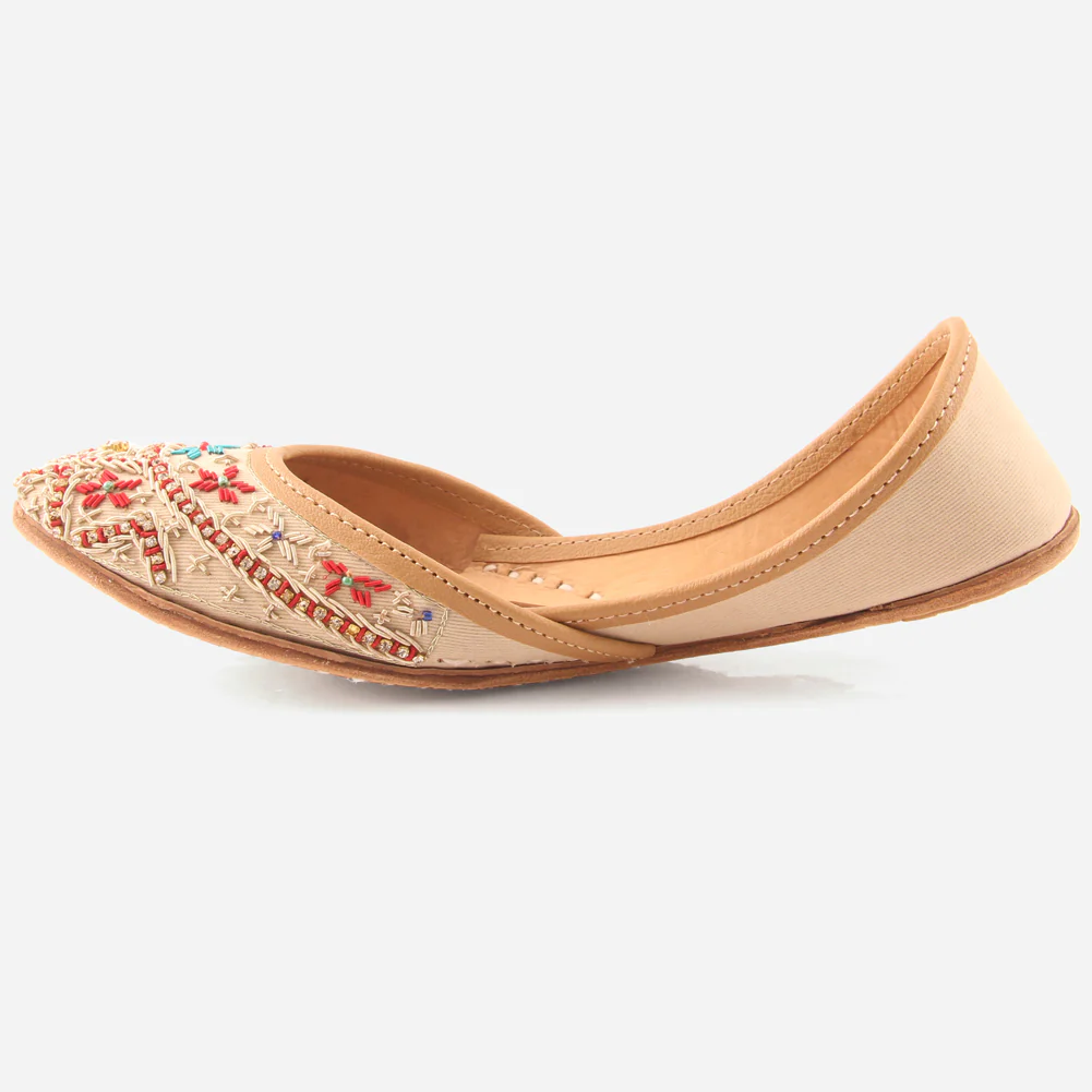 Womens "SAIMI" Threadwork Adorned Indian Khussa - Image 3