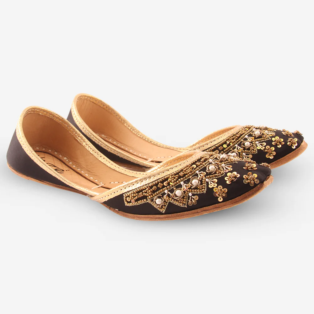 Womens "STEPHANIE"Embroidered Handcrafted Indian Khussa - Image 2