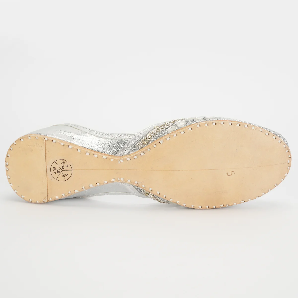 Women's "VAUGHX" Decorated Khussa - Image 5